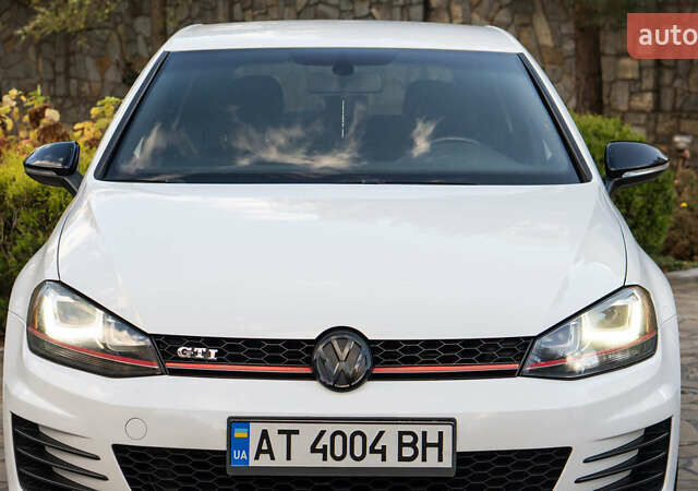 Белый Фольксваген Гольф ГТИ, объемом двигателя 1.98 л и пробегом 82 тыс. км за 14800 $, фото 33 на Automoto.ua
