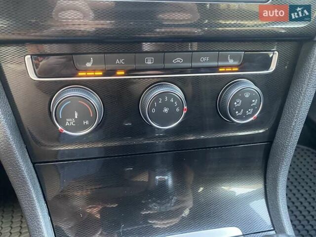 Белый Фольксваген Гольф ГТИ, объемом двигателя 1.98 л и пробегом 86 тыс. км за 15600 $, фото 30 на Automoto.ua