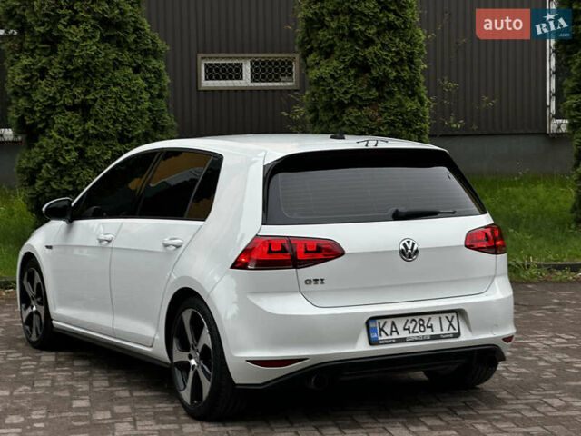 Білий Фольксваген Гольф ГТІ, об'ємом двигуна 1.98 л та пробігом 59 тис. км за 17500 $, фото 13 на Automoto.ua