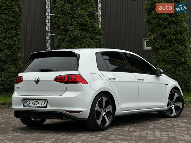 Білий Фольксваген Гольф ГТІ, об'ємом двигуна 1.98 л та пробігом 59 тис. км за 17500 $, фото 15 на Automoto.ua