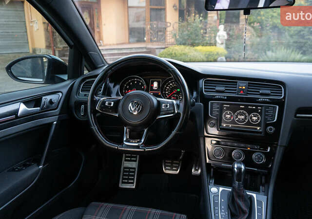 Белый Фольксваген Гольф ГТИ, объемом двигателя 1.98 л и пробегом 82 тыс. км за 14800 $, фото 39 на Automoto.ua