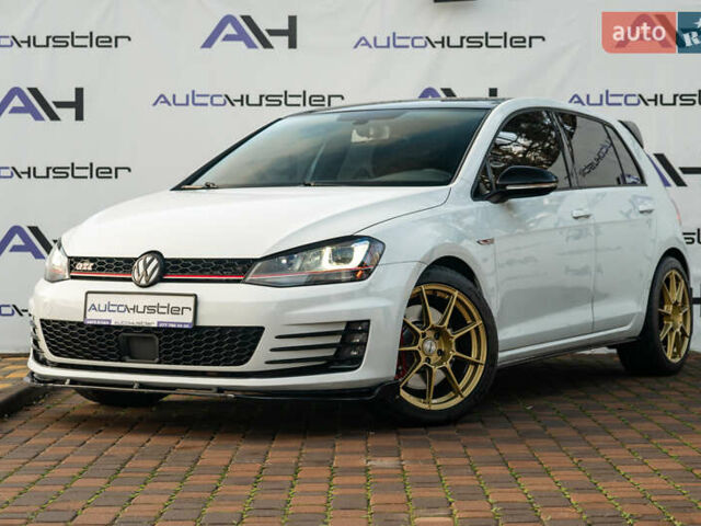 Білий Фольксваген Гольф ГТІ, об'ємом двигуна 1.98 л та пробігом 42 тис. км за 17700 $, фото 1 на Automoto.ua