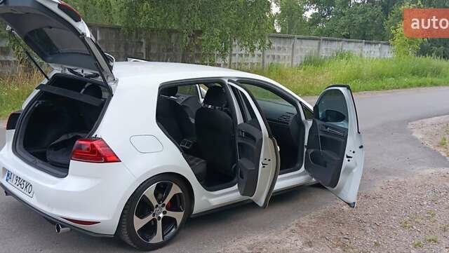 Белый Фольксваген Гольф ГТИ, объемом двигателя 1.98 л и пробегом 91 тыс. км за 15200 $, фото 19 на Automoto.ua