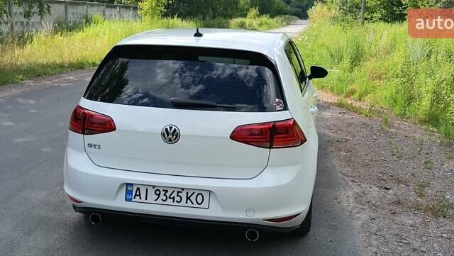 Белый Фольксваген Гольф ГТИ, объемом двигателя 1.98 л и пробегом 91 тыс. км за 15200 $, фото 1 на Automoto.ua