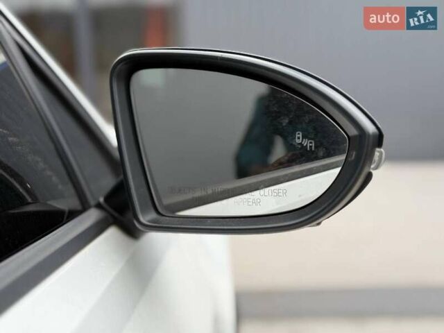 Белый Фольксваген Гольф ГТИ, объемом двигателя 1.98 л и пробегом 42 тыс. км за 17900 $, фото 14 на Automoto.ua