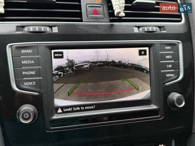 Белый Фольксваген Гольф ГТИ, объемом двигателя 1.98 л и пробегом 42 тыс. км за 17900 $, фото 25 на Automoto.ua