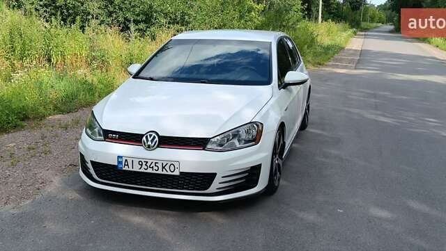 Белый Фольксваген Гольф ГТИ, объемом двигателя 1.98 л и пробегом 91 тыс. км за 15200 $, фото 6 на Automoto.ua