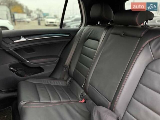 Белый Фольксваген Гольф ГТИ, объемом двигателя 1.98 л и пробегом 42 тыс. км за 17900 $, фото 32 на Automoto.ua