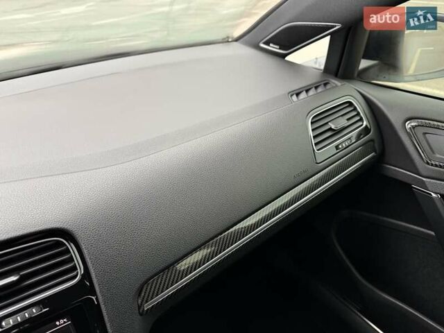 Белый Фольксваген Гольф ГТИ, объемом двигателя 1.98 л и пробегом 83 тыс. км за 25000 $, фото 37 на Automoto.ua