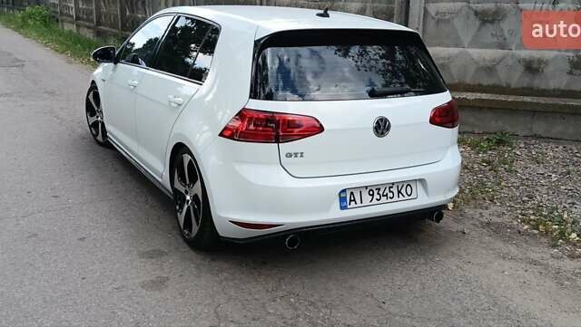 Белый Фольксваген Гольф ГТИ, объемом двигателя 1.98 л и пробегом 91 тыс. км за 15200 $, фото 17 на Automoto.ua