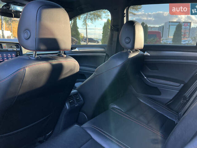 Белый Фольксваген Гольф ГТИ, объемом двигателя 1.98 л и пробегом 680 тыс. км за 24750 $, фото 19 на Automoto.ua