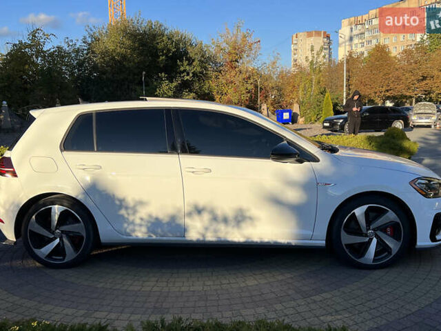 Белый Фольксваген Гольф ГТИ, объемом двигателя 1.98 л и пробегом 680 тыс. км за 24750 $, фото 7 на Automoto.ua