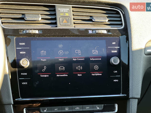 Белый Фольксваген Гольф ГТИ, объемом двигателя 1.98 л и пробегом 680 тыс. км за 24750 $, фото 13 на Automoto.ua