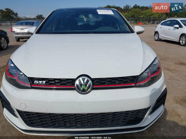Белый Фольксваген Гольф ГТИ, объемом двигателя 2 л и пробегом 131 тыс. км за 4900 $, фото 14 на Automoto.ua