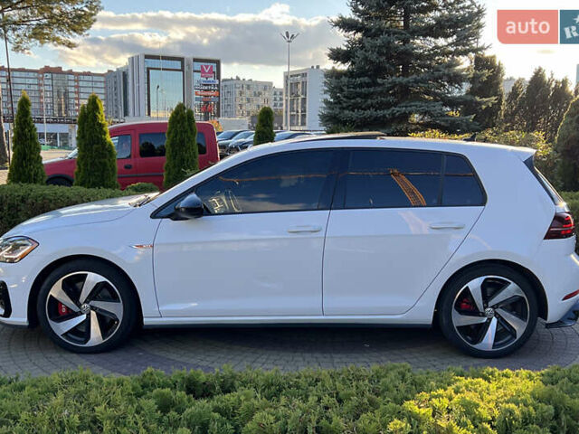 Белый Фольксваген Гольф ГТИ, объемом двигателя 1.98 л и пробегом 680 тыс. км за 24750 $, фото 3 на Automoto.ua