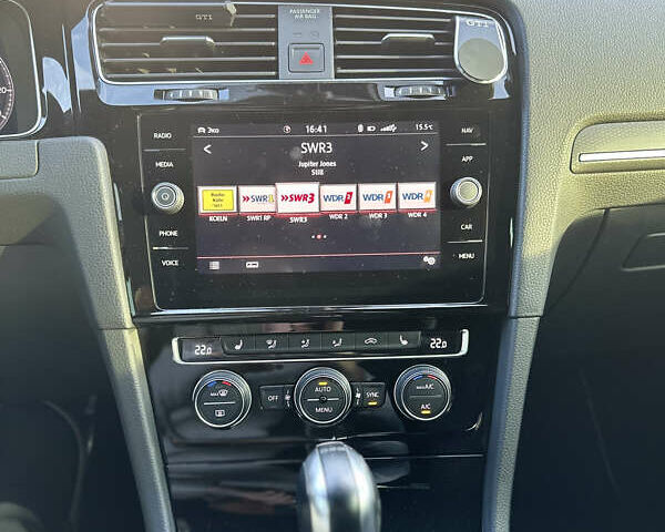 Белый Фольксваген Гольф ГТИ, объемом двигателя 1.98 л и пробегом 62 тыс. км за 25500 $, фото 5 на Automoto.ua