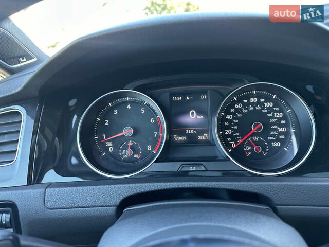 Білий Фольксваген Гольф ГТІ, об'ємом двигуна 1.98 л та пробігом 170 тис. км за 18999 $, фото 20 на Automoto.ua