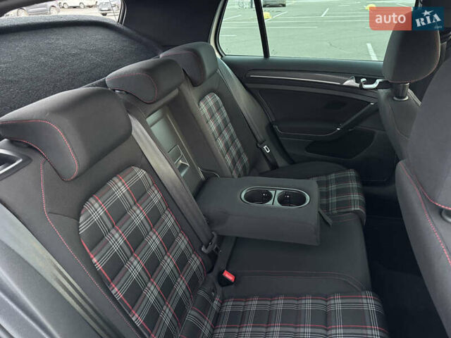 Белый Фольксваген Гольф ГТИ, объемом двигателя 1.98 л и пробегом 65 тыс. км за 25400 $, фото 23 на Automoto.ua