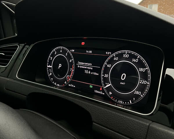 Белый Фольксваген Гольф ГТИ, объемом двигателя 2 л и пробегом 105 тыс. км за 22000 $, фото 14 на Automoto.ua