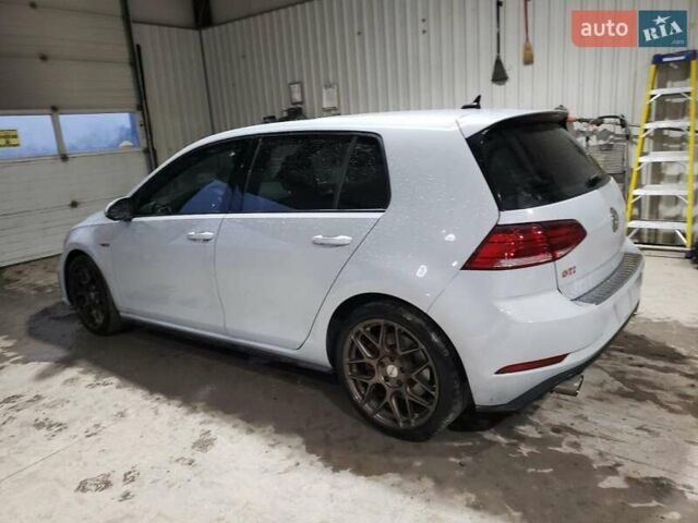 Білий Фольксваген Гольф ГТІ, об'ємом двигуна 1.98 л та пробігом 89 тис. км за 2900 $, фото 1 на Automoto.ua