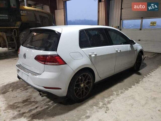 Білий Фольксваген Гольф ГТІ, об'ємом двигуна 1.98 л та пробігом 89 тис. км за 2900 $, фото 2 на Automoto.ua
