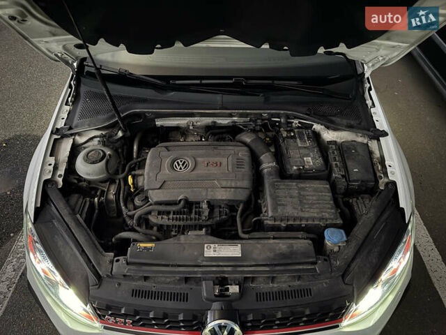 Белый Фольксваген Гольф ГТИ, объемом двигателя 1.98 л и пробегом 65 тыс. км за 25400 $, фото 41 на Automoto.ua