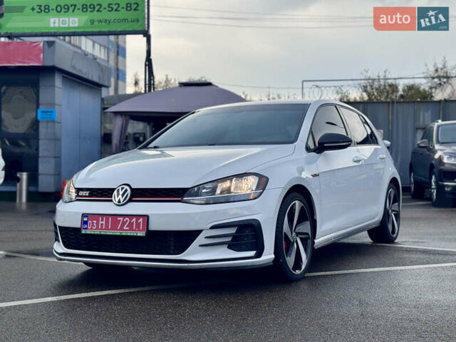 Білий Фольксваген Гольф ГТІ, об'ємом двигуна 2 л та пробігом 11 тис. км за 21500 $, фото 1 на Automoto.ua