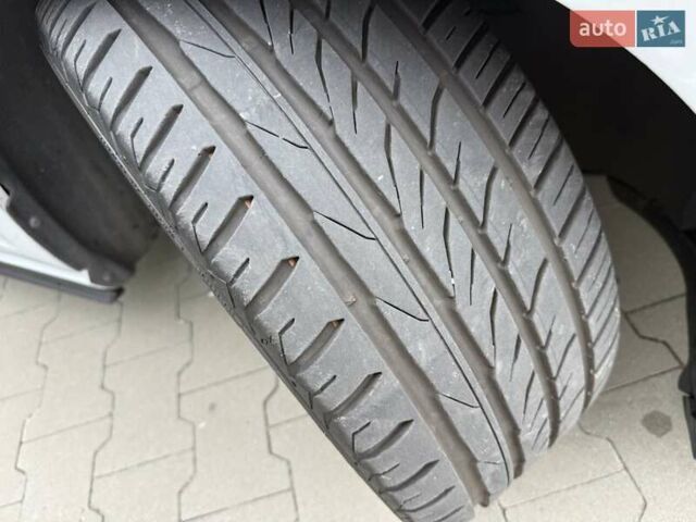 Білий Фольксваген Гольф ГТІ, об'ємом двигуна 1.98 л та пробігом 37 тис. км за 18800 $, фото 28 на Automoto.ua