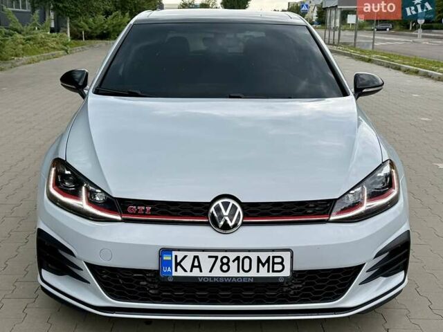 Білий Фольксваген Гольф ГТІ, об'ємом двигуна 1.98 л та пробігом 37 тис. км за 18800 $, фото 2 на Automoto.ua