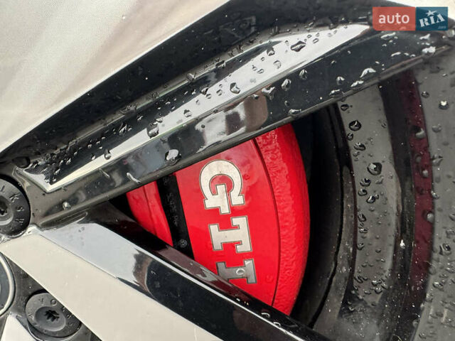 Білий Фольксваген Гольф ГТІ, об'ємом двигуна 2 л та пробігом 11 тис. км за 21500 $, фото 58 на Automoto.ua