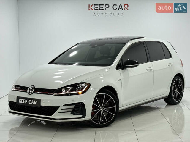 Белый Фольксваген Гольф ГТИ, объемом двигателя 1.98 л и пробегом 68 тыс. км за 22500 $, фото 9 на Automoto.ua