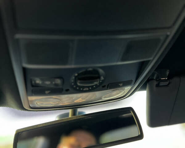 Фольксваген Гольф ГТИ 2007 в Днепре (Днепропетровске) на Automoto.ua Белый Фольксваген Гольф ГТИ, объемом двигателя 2 л и пробегом 200 тыс. км за 9000 $, фото 4 на Automoto.ua