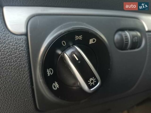 Черный Фольксваген Гольф ГТИ, объемом двигателя 2 л и пробегом 223 тыс. км за 9299 $, фото 27 на Automoto.ua