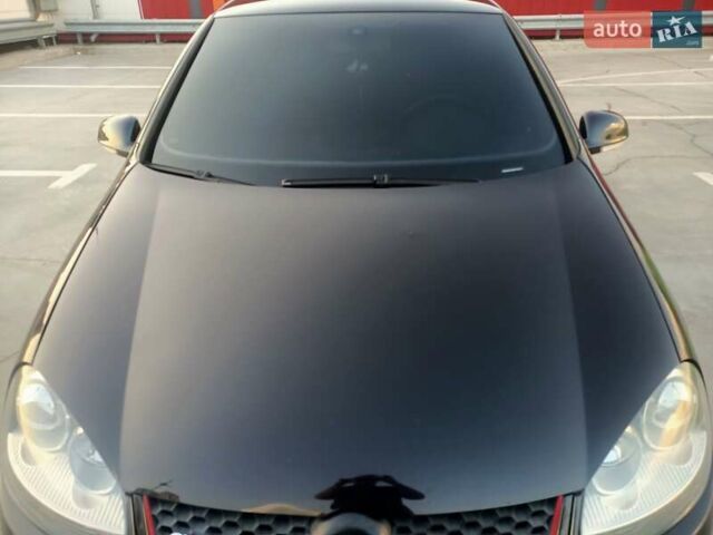 Черный Фольксваген Гольф ГТИ, объемом двигателя 2 л и пробегом 223 тыс. км за 9299 $, фото 15 на Automoto.ua