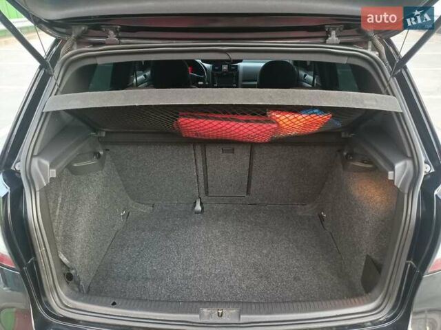 Черный Фольксваген Гольф ГТИ, объемом двигателя 2 л и пробегом 223 тыс. км за 9299 $, фото 36 на Automoto.ua