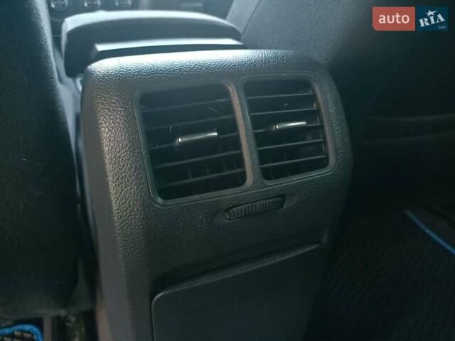 Черный Фольксваген Гольф ГТИ, объемом двигателя 2 л и пробегом 223 тыс. км за 9299 $, фото 31 на Automoto.ua