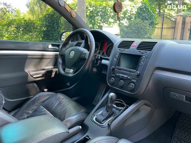 Черный Фольксваген Гольф ГТИ, объемом двигателя 2 л и пробегом 279 тыс. км за 6990 $, фото 25 на Automoto.ua