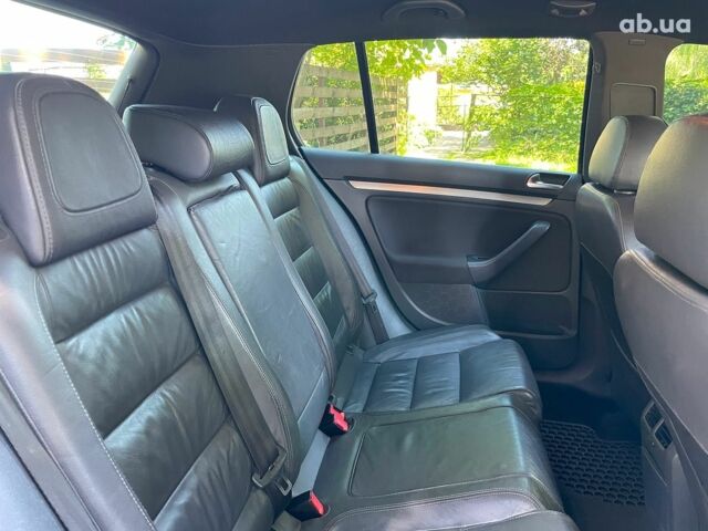 Черный Фольксваген Гольф ГТИ, объемом двигателя 2 л и пробегом 279 тыс. км за 6990 $, фото 22 на Automoto.ua