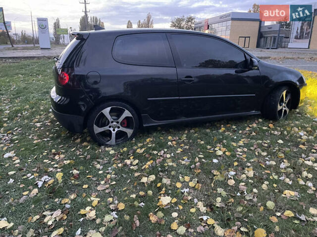 Черный Фольксваген Гольф ГТИ, объемом двигателя 1.98 л и пробегом 252 тыс. км за 6500 $, фото 5 на Automoto.ua