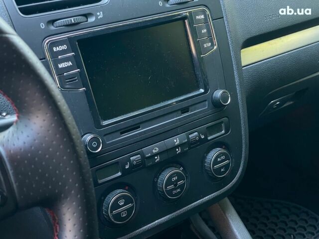 Черный Фольксваген Гольф ГТИ, объемом двигателя 2 л и пробегом 279 тыс. км за 6990 $, фото 18 на Automoto.ua