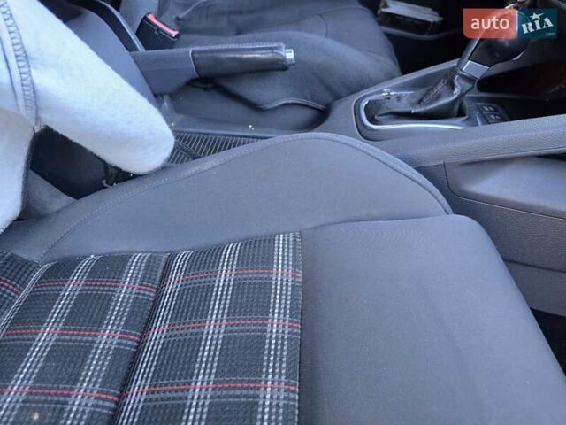 Чорний Фольксваген Гольф ГТІ, об'ємом двигуна 2 л та пробігом 163 тис. км за 12000 $, фото 34 на Automoto.ua