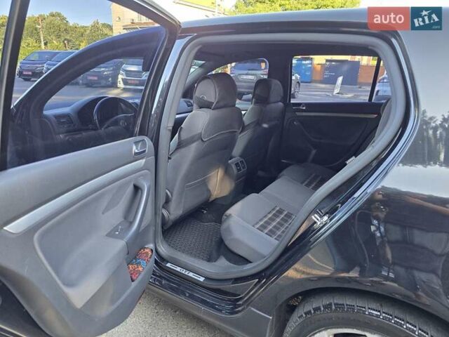 Чорний Фольксваген Гольф ГТІ, об'ємом двигуна 2 л та пробігом 163 тис. км за 12000 $, фото 39 на Automoto.ua