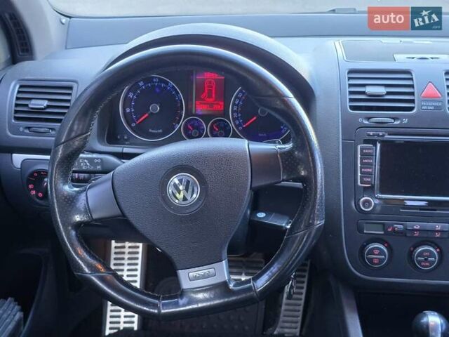 Чорний Фольксваген Гольф ГТІ, об'ємом двигуна 2 л та пробігом 163 тис. км за 12000 $, фото 46 на Automoto.ua