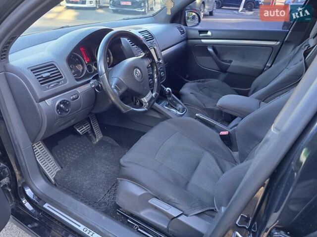 Чорний Фольксваген Гольф ГТІ, об'ємом двигуна 2 л та пробігом 163 тис. км за 12000 $, фото 42 на Automoto.ua