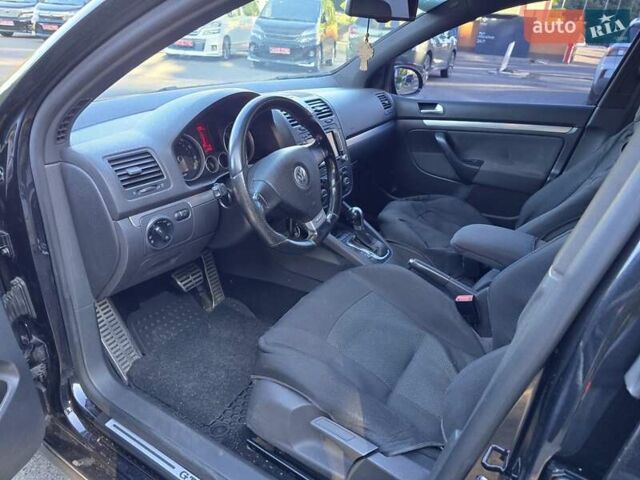 Чорний Фольксваген Гольф ГТІ, об'ємом двигуна 2 л та пробігом 163 тис. км за 12000 $, фото 35 на Automoto.ua