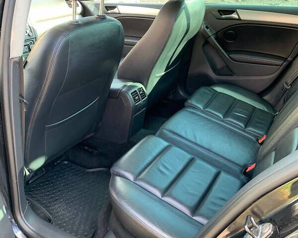 Черный Фольксваген Гольф ГТИ, объемом двигателя 1.4 л и пробегом 222 тыс. км за 9700 $, фото 25 на Automoto.ua