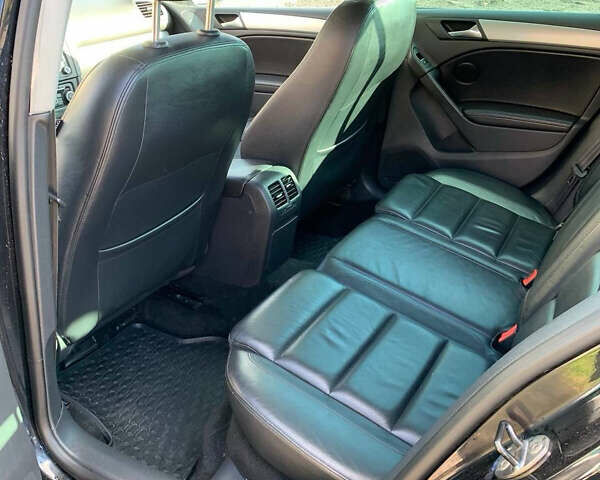 Черный Фольксваген Гольф ГТИ, объемом двигателя 1.4 л и пробегом 222 тыс. км за 9700 $, фото 23 на Automoto.ua