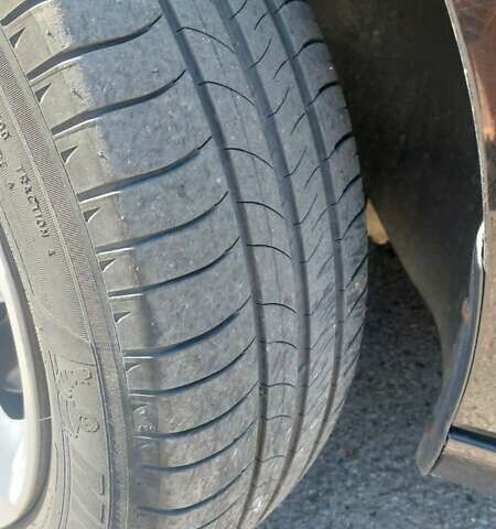 Черный Фольксваген Гольф ГТИ, объемом двигателя 1.39 л и пробегом 220 тыс. км за 6600 $, фото 4 на Automoto.ua