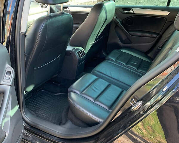 Черный Фольксваген Гольф ГТИ, объемом двигателя 1.4 л и пробегом 222 тыс. км за 9700 $, фото 24 на Automoto.ua