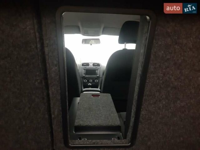 Черный Фольксваген Гольф ГТИ, объемом двигателя 1.4 л и пробегом 180 тыс. км за 7690 $, фото 136 на Automoto.ua